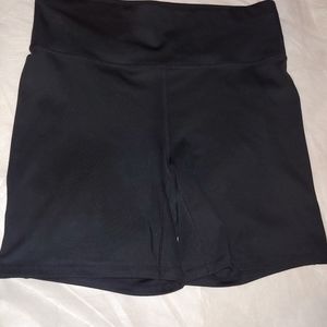 Fabletics High-Waisted Ultracool Ahorts